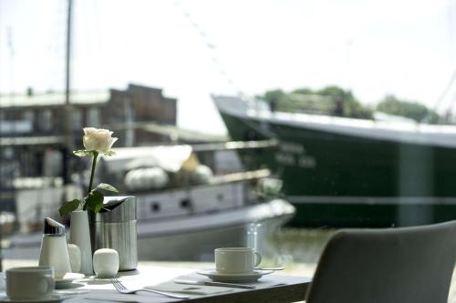 Nordsee Hotel Fischereihafen - image 12