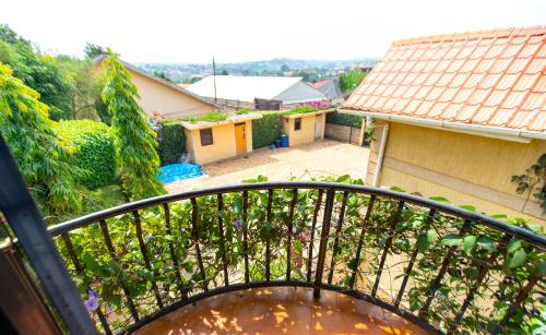 Balcony/terrace, Villa Karibu Serviced Apartments-Kampala in Namugongo