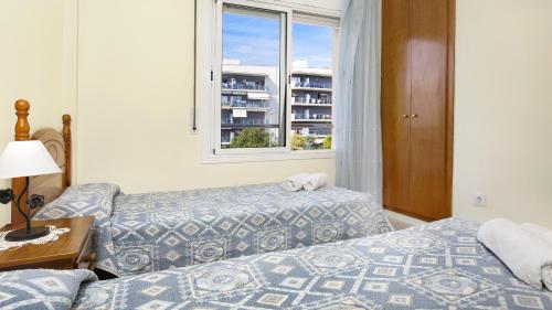 Apartment with Pool View  image 4