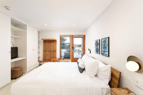 Shadowbrook 103 Shadowbrook 103