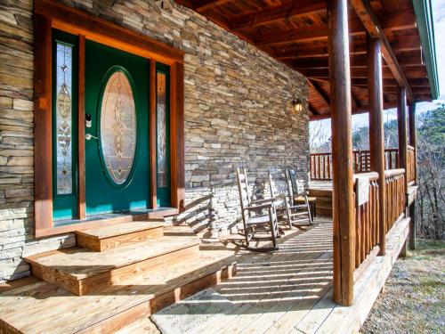 Million Dollar View - Hot Tub, Sauna, Shared Pool in Sevierville, USA