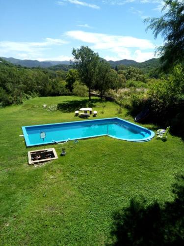 Peldbaseins, Piccolina, casa en las sierras de Cba. in Unquillo