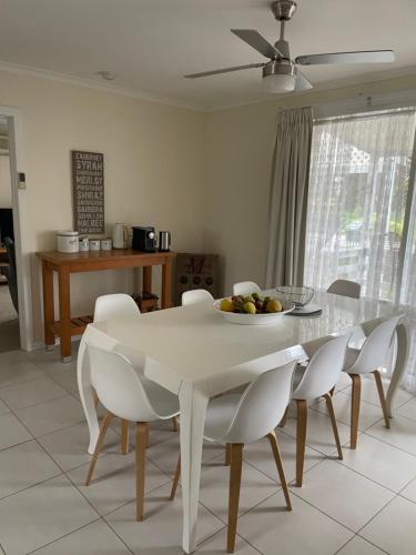 Goolwa Wine Time on Rosemary - 3-4 bedroom shack