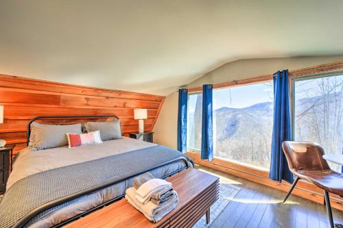 Blue Sky Cottage Romantic Retreat with Mtn Views!
