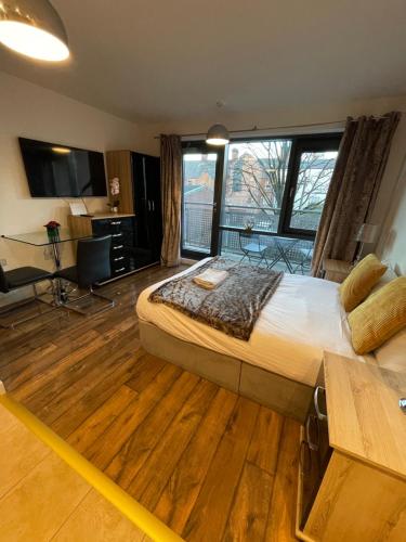 Empire Serviced Apartments - image 7