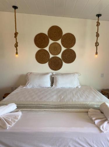 1 king bed, 1 twin bed