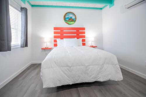 Salt Air Inn & Suites in Atlantic Beach, USA