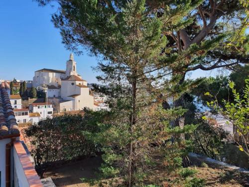  PRECIOSO APARTAMENTO CON HERMOSAS VISTAS in Cadaqués