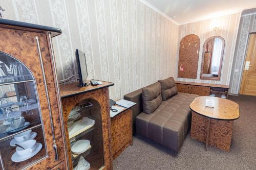 Hotel Mir - image 7