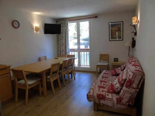Appartement Valfréjus, 4 pièces, 10 personnes - FR-1-561-24