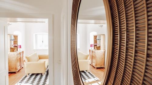 WINEHOUSE Living in Loipersdorf