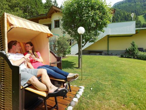 Kert, Hotel Landenhof Superior in Mayrhofen