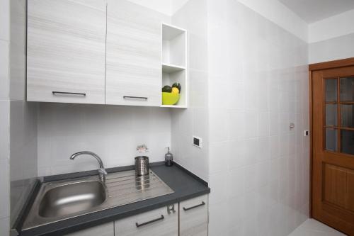 Appartamento Moderno Metro B San Paolo, Rzym (zdjęcie 7)