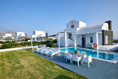 Santorini Princess Presidential Suites