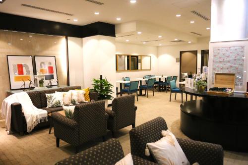 Bar/lounge, Furama City Centre Hotel near Outram Park MRT Station