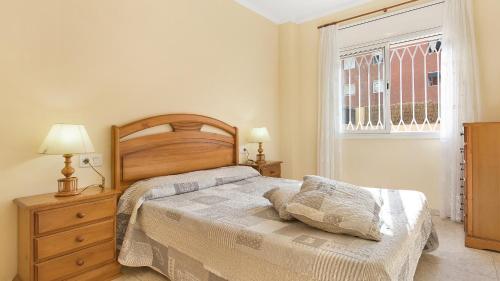 One-Bedroom Apartment image 8