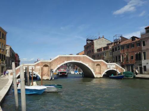 A due passi dall'antico Ghetto, sestiere di Cannaregio, Venice