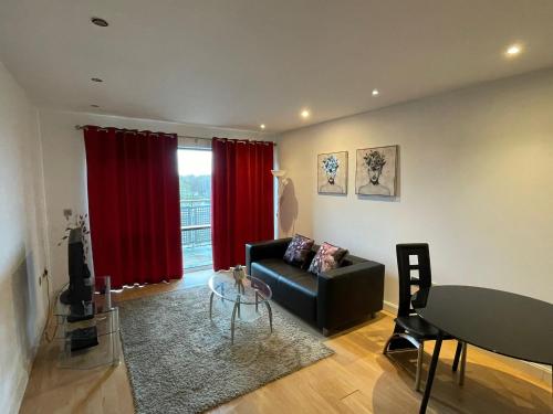 One-Bedroom Apartment with River View image 3