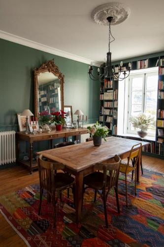 Banketu zāle, NAMASTE COTTAGE in Plaisance (Aquitaine)