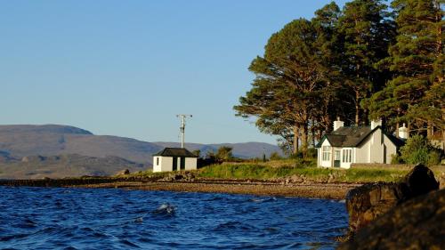 Torridon Estate B&B Rooms and Self catering Holiday Cottages