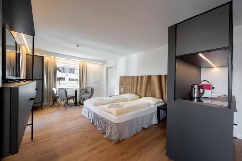 Hotel Garni Sonne - image 11