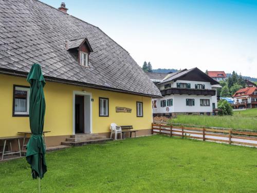 Holiday Home Reich, Unterkunft in Hirschegg Rein