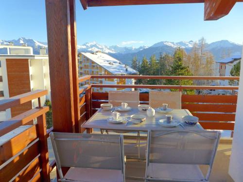  Apartment Tsaumiau A-4 by Interhome, Unterkunft in Crans-Montana