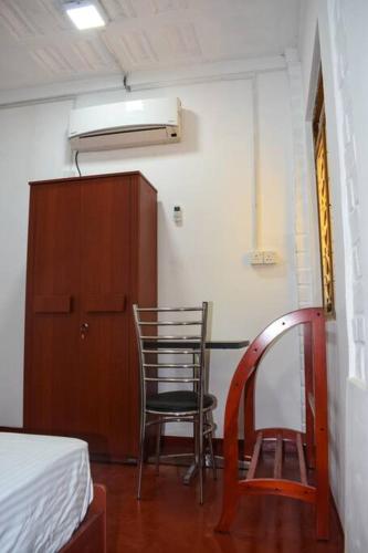 Three room (2 A/C) rest house in Arugam bay