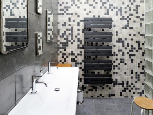 Holiday Home La Vertheuillaise by Interhome in Pauillac