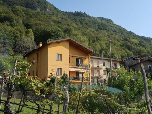 Apartment Gialla by Interhome - Olgiasca