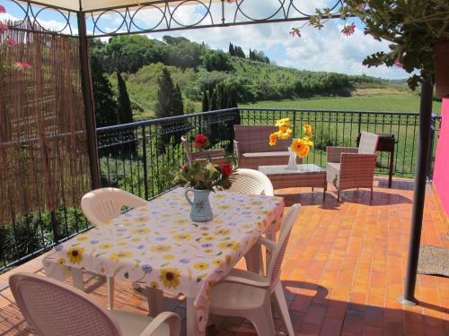 Holiday Home Podere Conte Francesco-Alvino by Interhome in Чертальдо