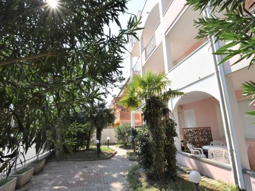  Apartment Doria Uno by Interhome, Ferienwohnung in Lido degli Estensi