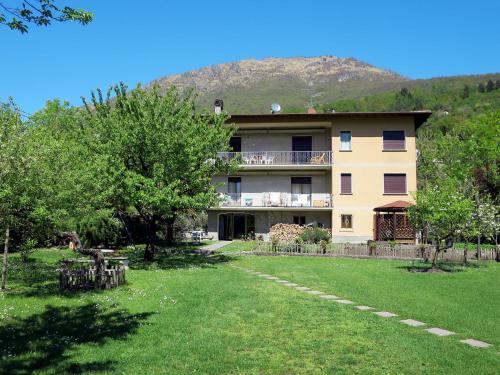  Apartment Laghetto by Interhome in Carlazzo