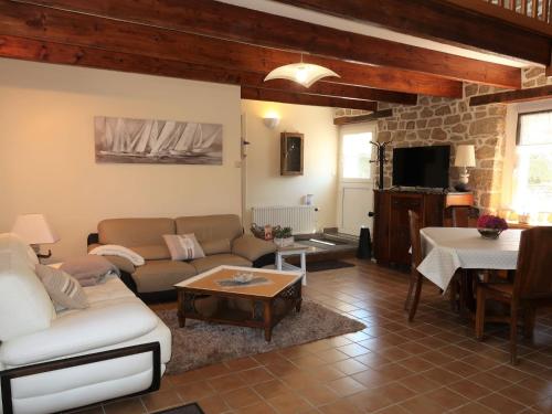 B&B Belz - Holiday Home Le Gite des Oyats by Interhome - Bed and Breakfast Belz