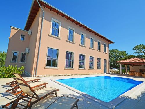 Villa Old School House by Interhome - Accommodation - Bašići