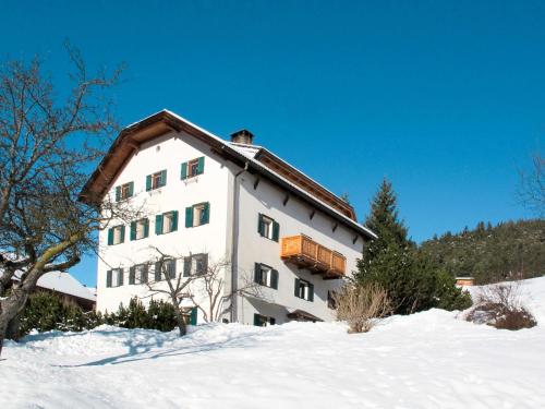 Apartment Luca by Interhome, Ferienwohnung in St. Ulrich in Gröden