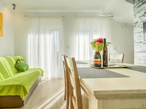 Holiday Home Dario by Interhome in โนวีกราด