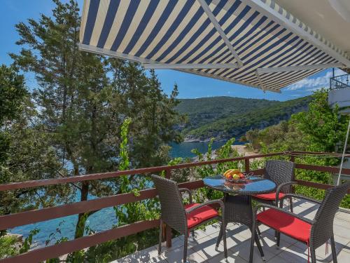  Apartment Martina by Interhome in Selca kod Bogomolja