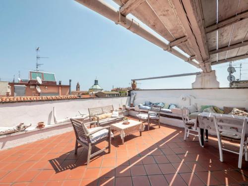 Apartment Palazzo Antiche Porte-3 by Interhome