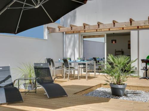 Apartment Les Patios de Flore-1 by Interhome - Location saisonnière - Mimizan
