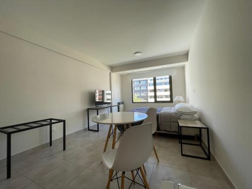One-Bedroom Apartment image 6