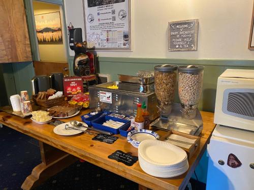 Cinnamon Bear Inn - image 36