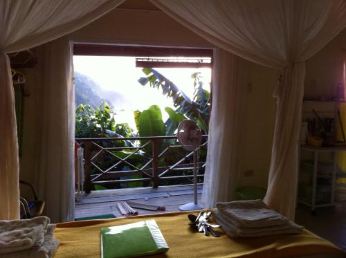 CARPE DIEM VILLA "Studio Apartment" Caribbean Sea views even from the Beds