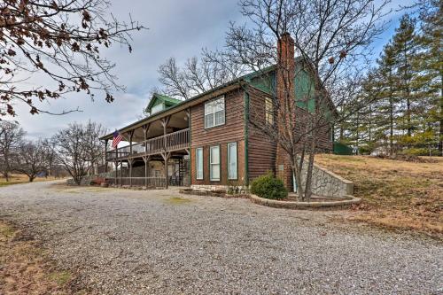 Reteat on 45 Acres! Spacious Family Apt in Lebanon in Lebanon