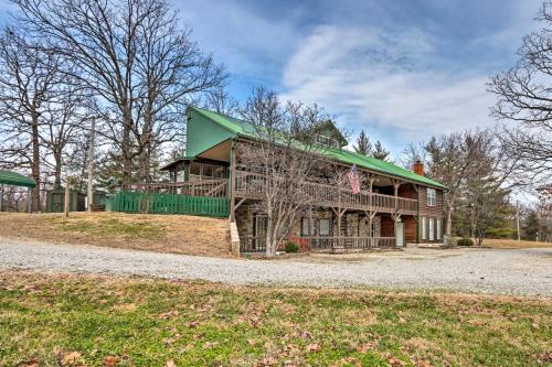 Lebanon Apartment with Shared Fishing Pond in 亞爾伯特李 (MO)