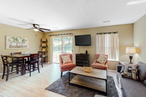 Fall Creek Resort 590-2