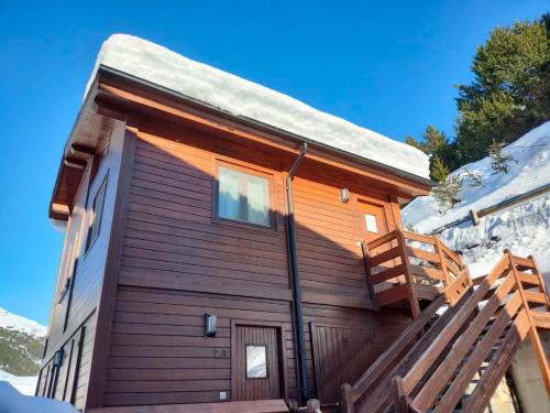 Entrada, Casita de madera a Peu del Riu Incles - Sol y Nieve - Parking incluido in Incles