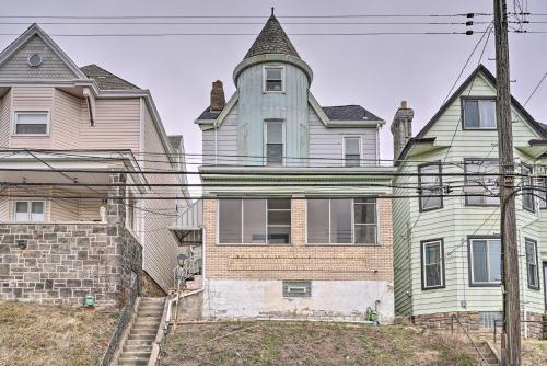 Pittsburgh Vacation Rental about 2 Mi to Downtown! in Pittsburgh, USA