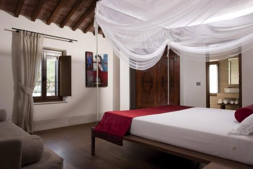 Book the Deluxe Quadruple Room Deluxe Quadruple Room