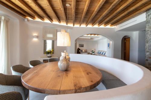 Villa Ker by Ethos Hospitality- 5 Bedrooms Villa Ker by Ethos Hospitality- 5 Bedrooms